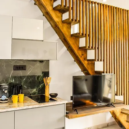 Appartamento Ektor's Villa, Skiathos, Greece, Free Parking, Free Wifi Città di Skiathos