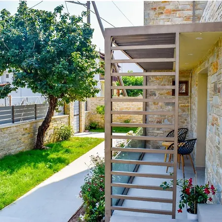 Apartamento Ektor's Villa, Skiathos, Greece, Free Parking, Free Wifi Skiathos