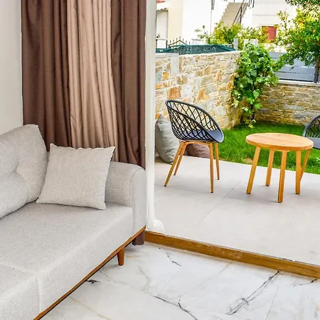 Ektor's Villa, Skiathos, Greece, Free Parking, Free Wifi Apartment Skiathos Town